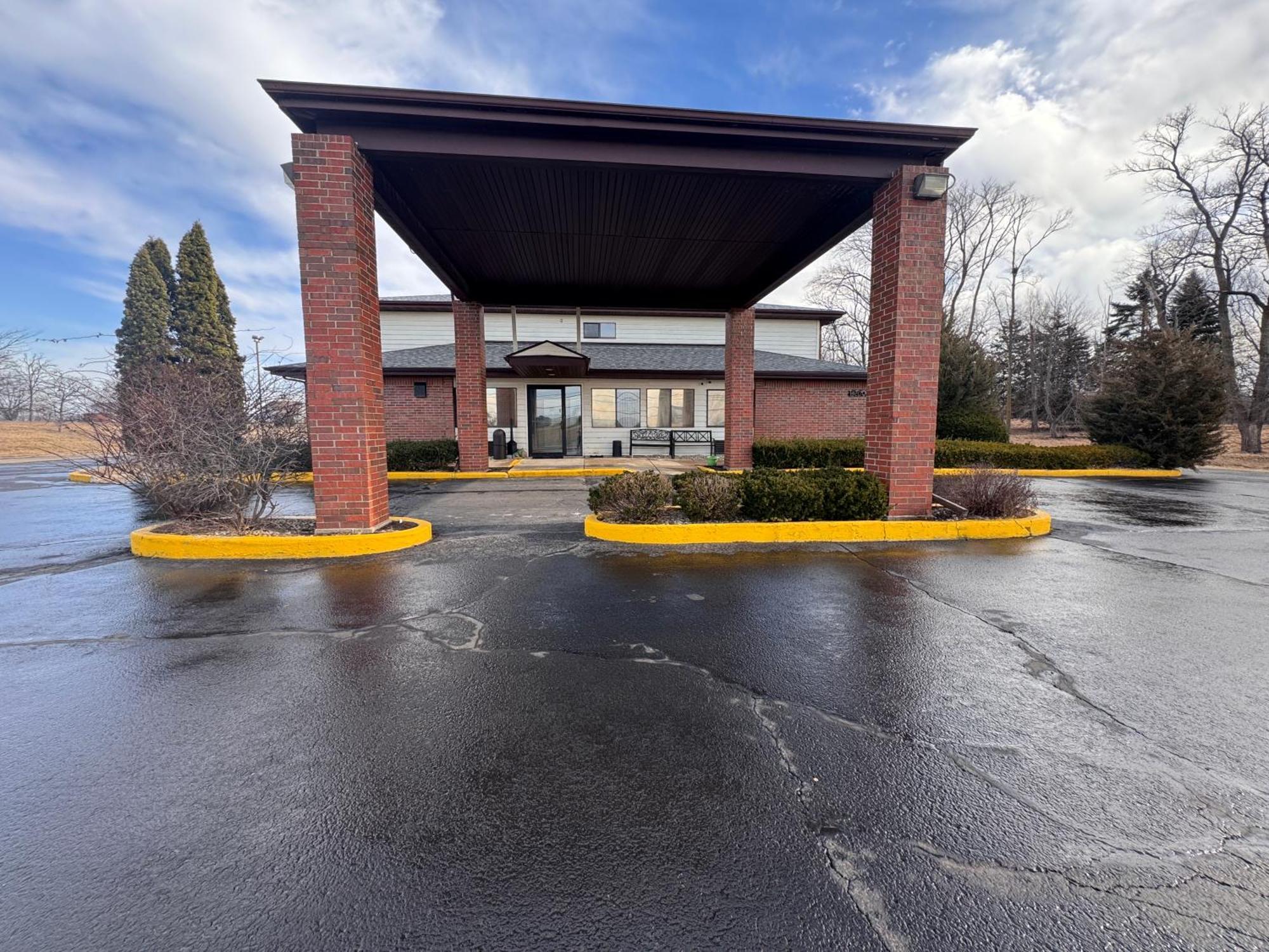 Baymont Inn & Suites Richmond Extérieur photo