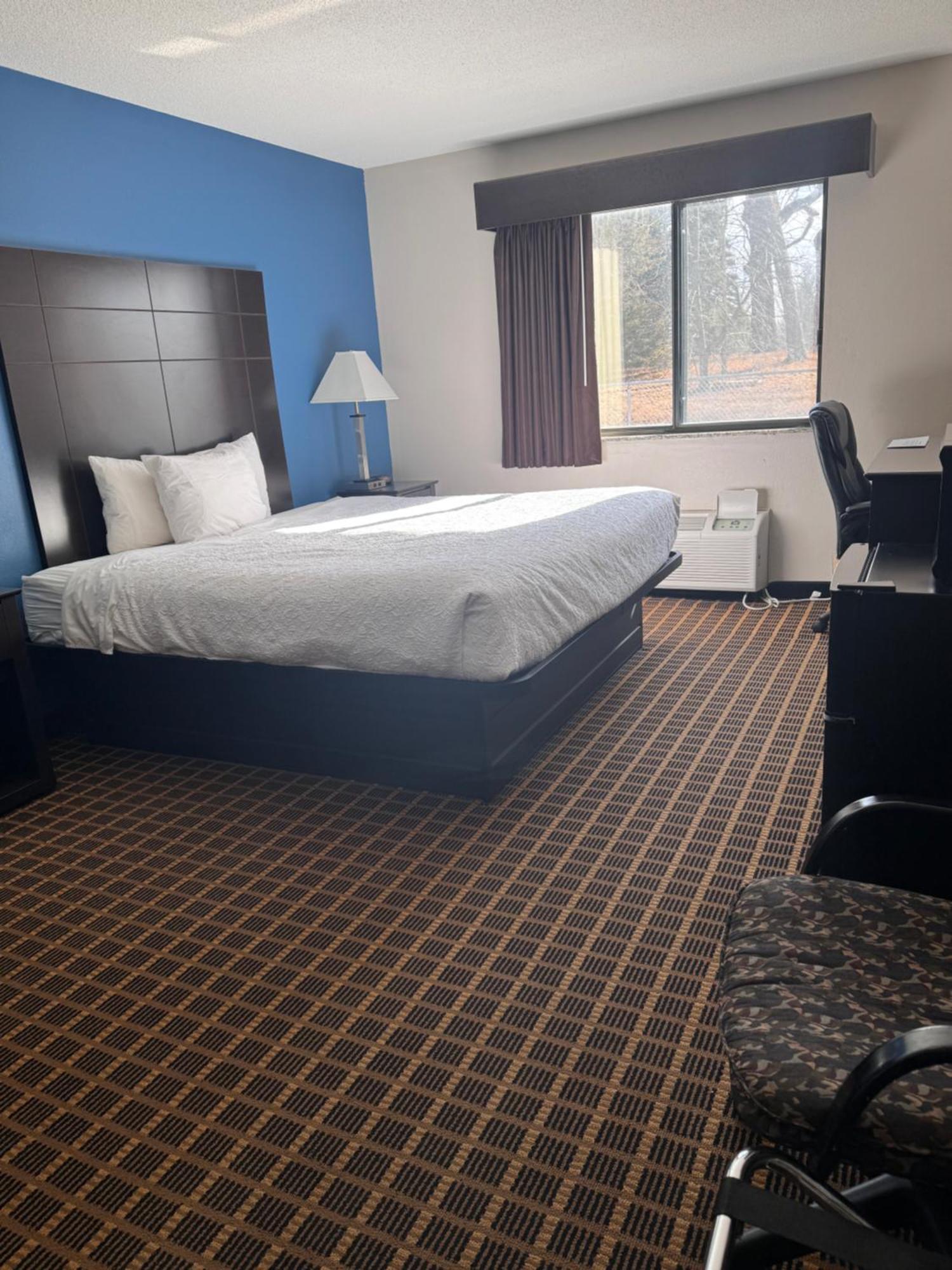Baymont Inn & Suites Richmond Extérieur photo